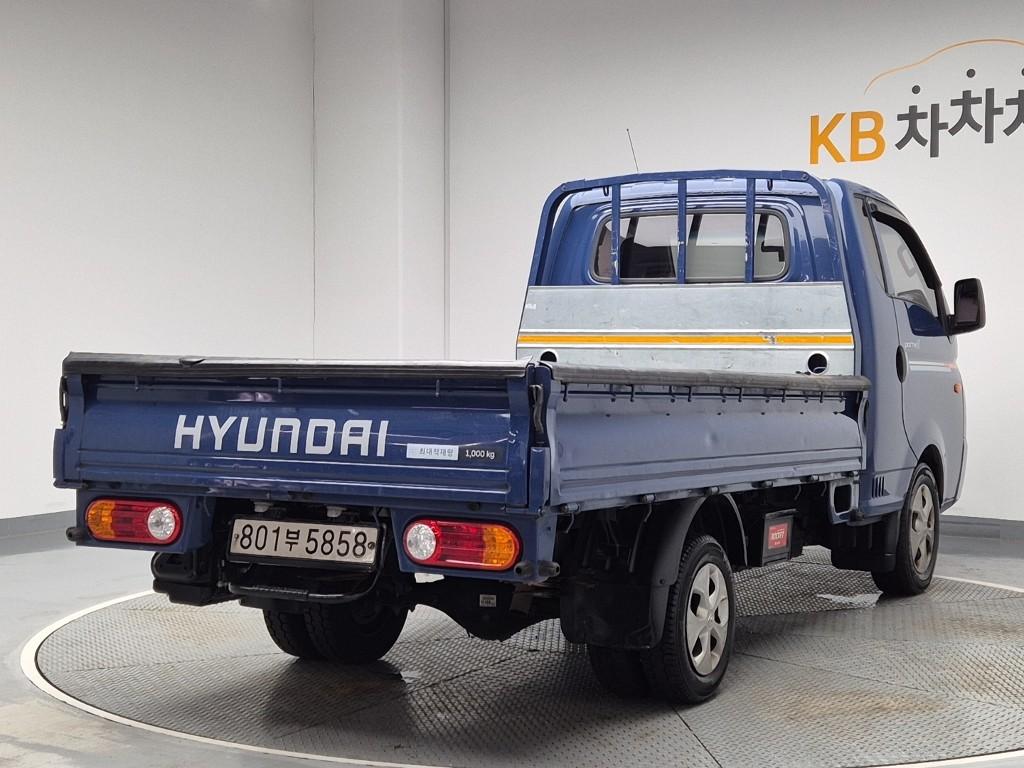 2022 HYUNDAI PORTER II 