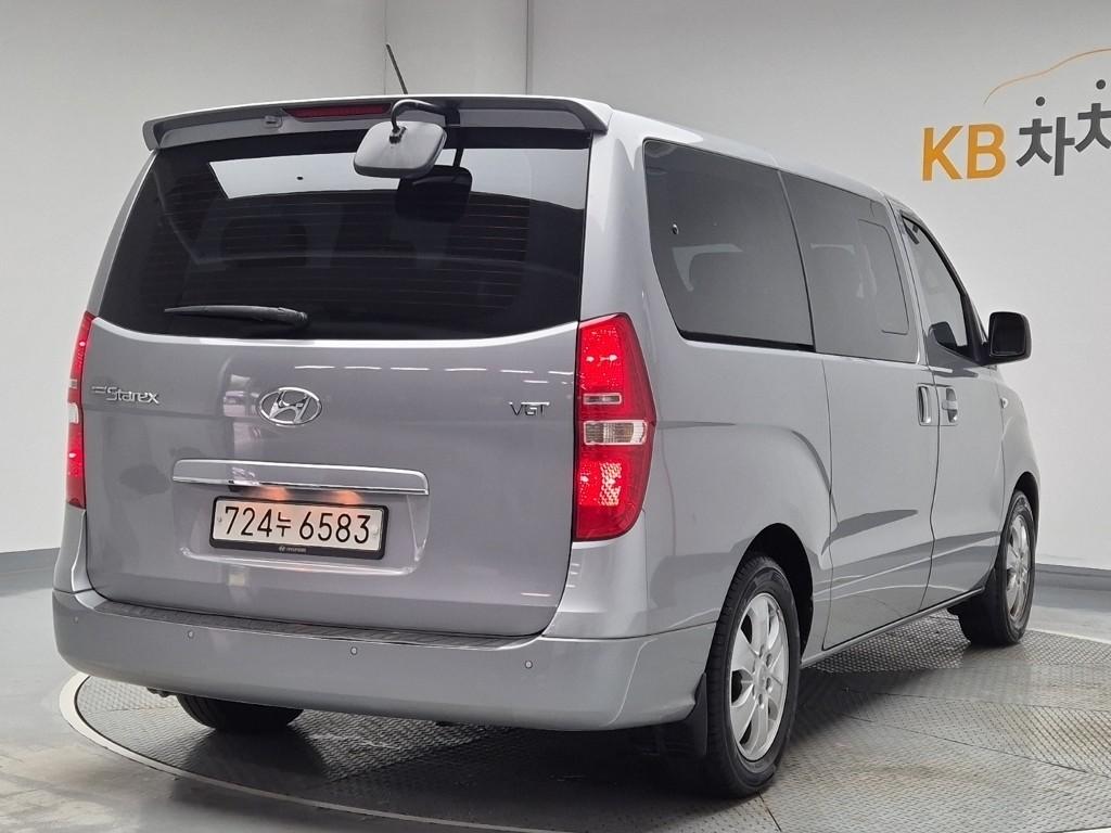 2020 HYUNDAI THE NEW GRAND STAREX 