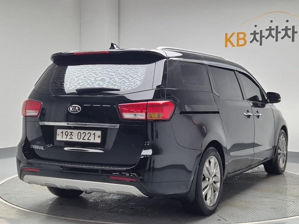 2017 KIA ALL NEW CARNIVAL 