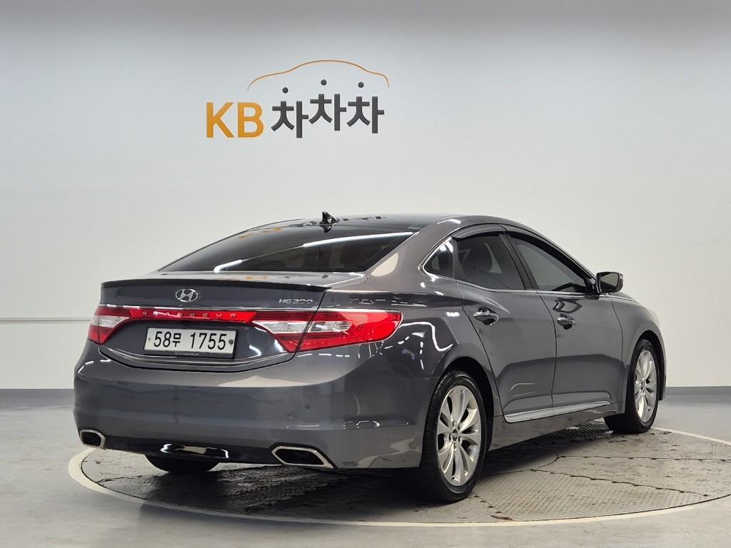 2012 HYUNDAI GRANDEUR HG 