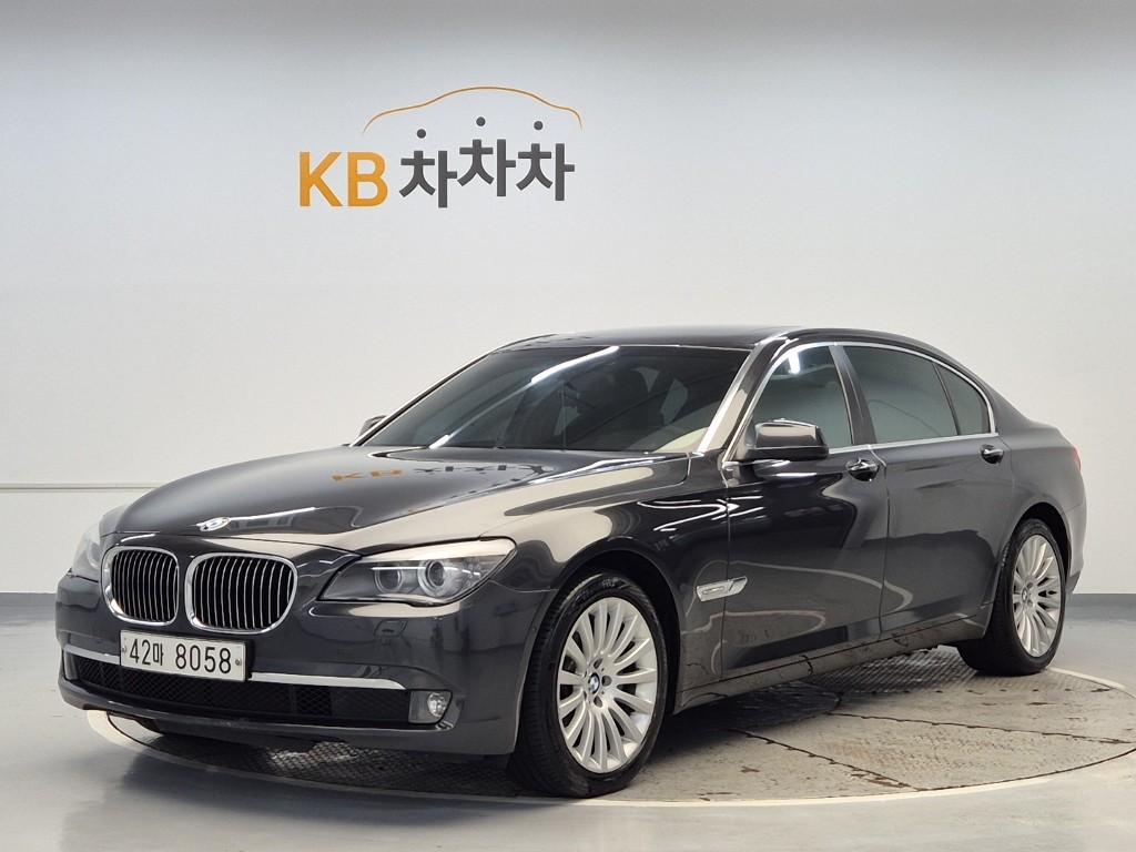 2011 BMW 7 SERIES (5Gen) 
