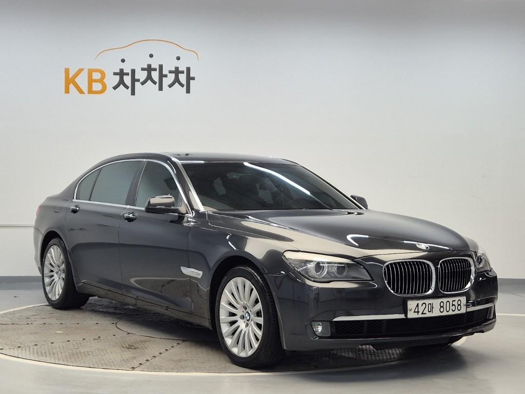 2011 BMW 7 SERIES (5Gen) 