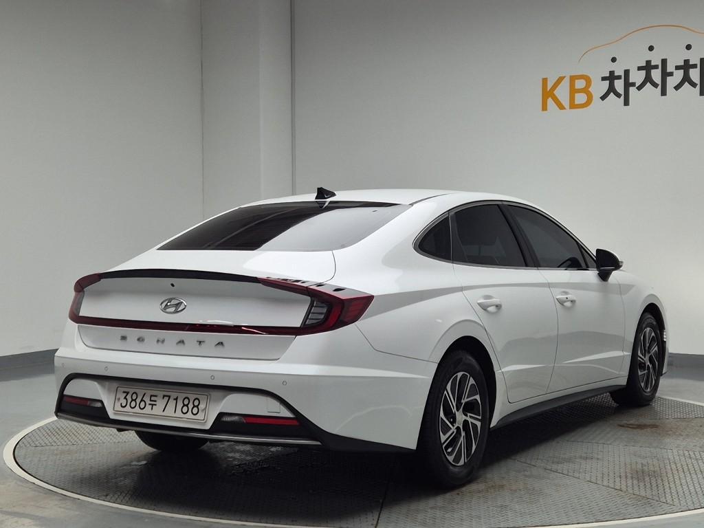 2022 HYUNDAI SONATA (DN8) HYBRID 