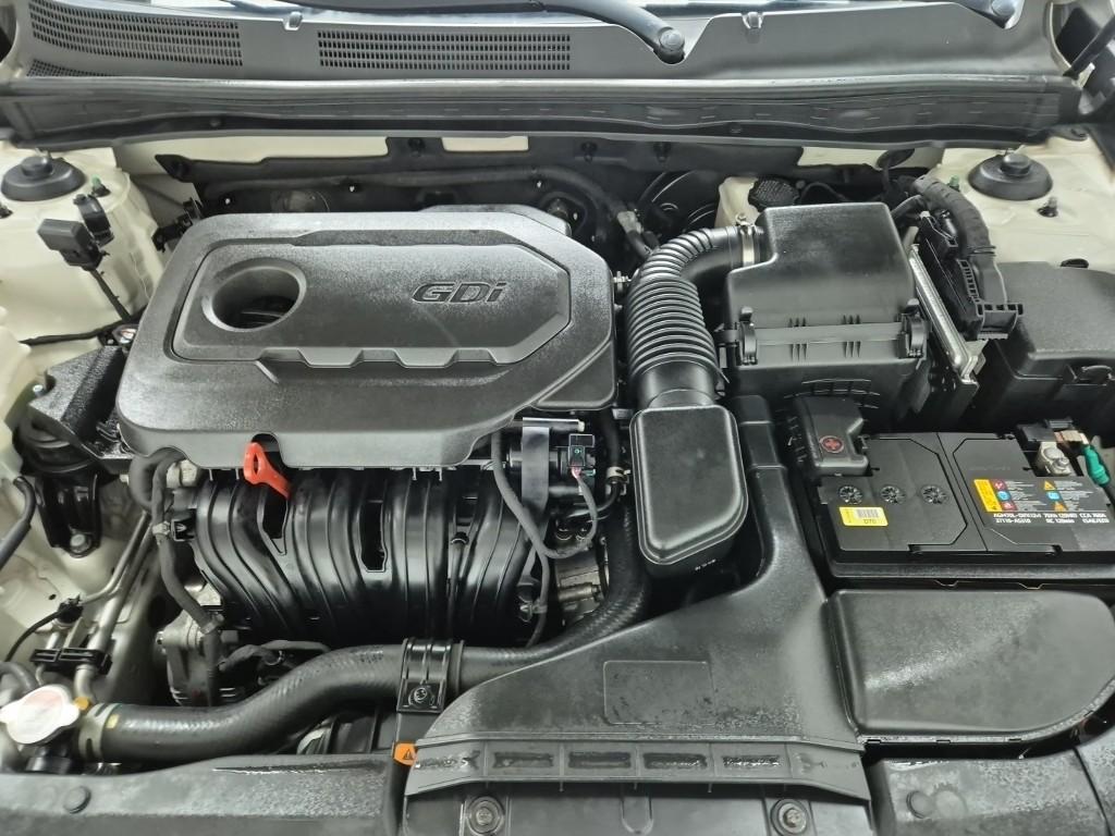 2017 HYUNDAI GRANDEUR HG 