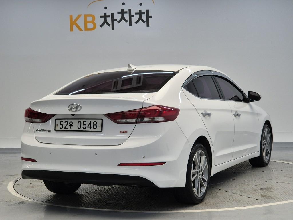 2016 HYUNDAI AVANTE AD 