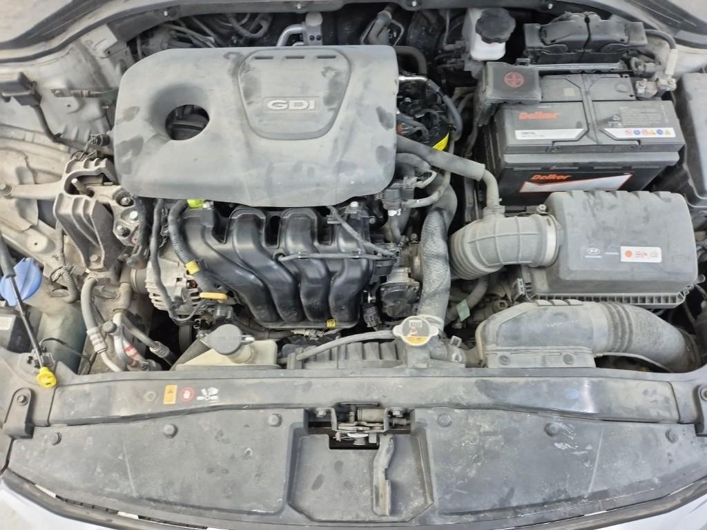 2017 HYUNDAI AVANTE AD 