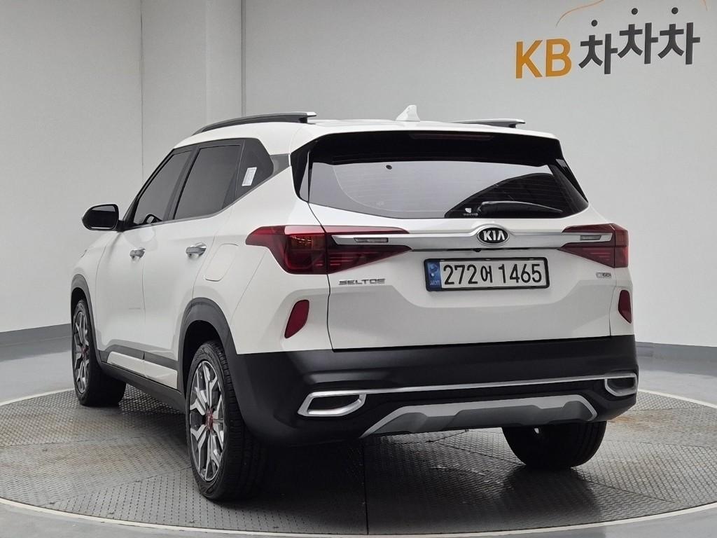 2021 KIA SELTOS 
