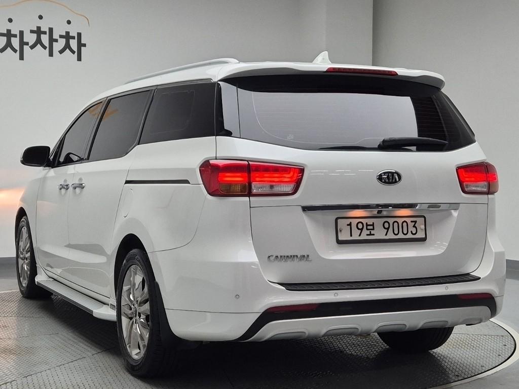 2015 KIA ALL NEW CARNIVAL 
