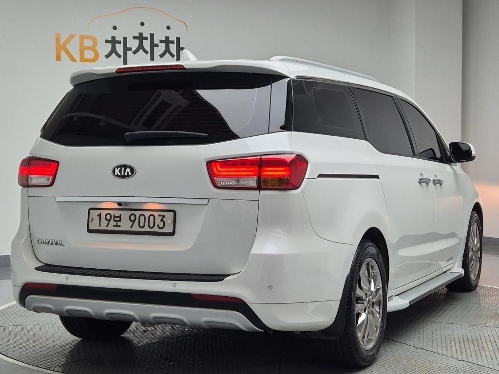 2015 KIA ALL NEW CARNIVAL 