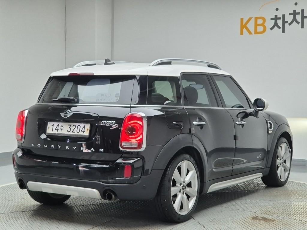 2017 MINI COUNTRYMAN 