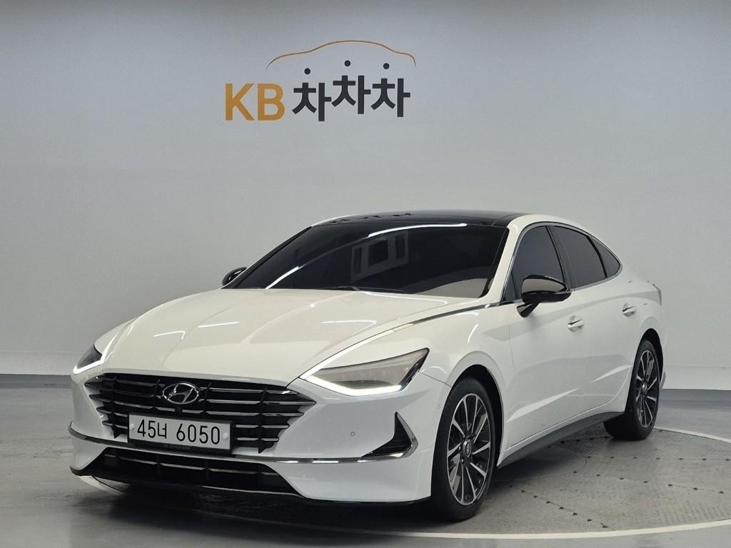 2020 HYUNDAI SONATA (DN8) 