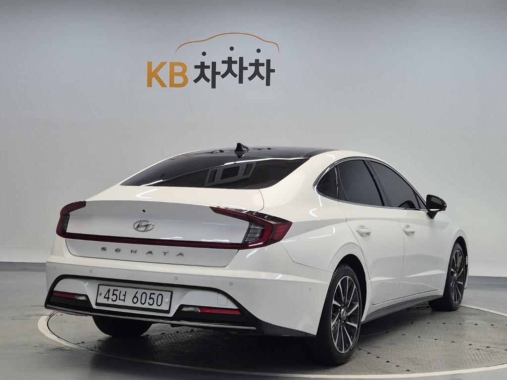 2020 HYUNDAI SONATA (DN8) 