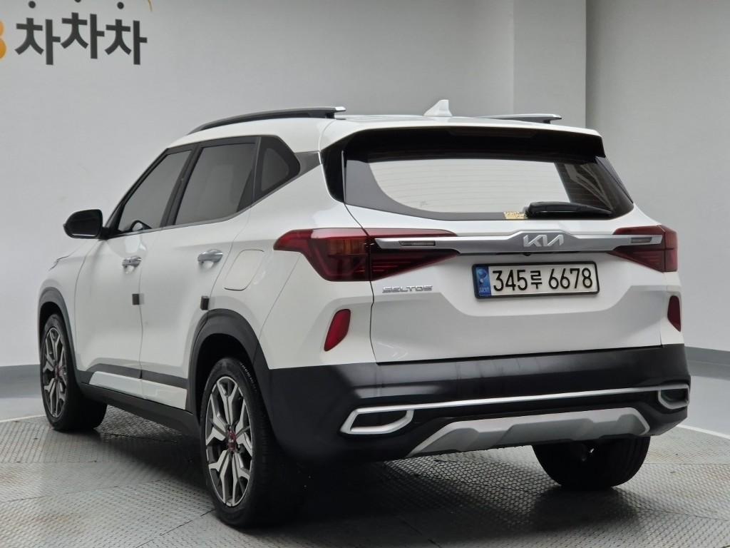 2023 KIA SELTOS 