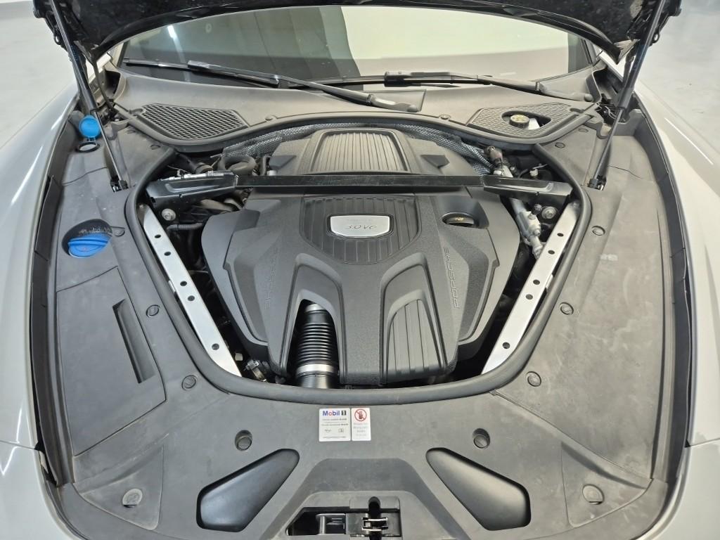 2018 PORSCHE PANAMERA (2G) 