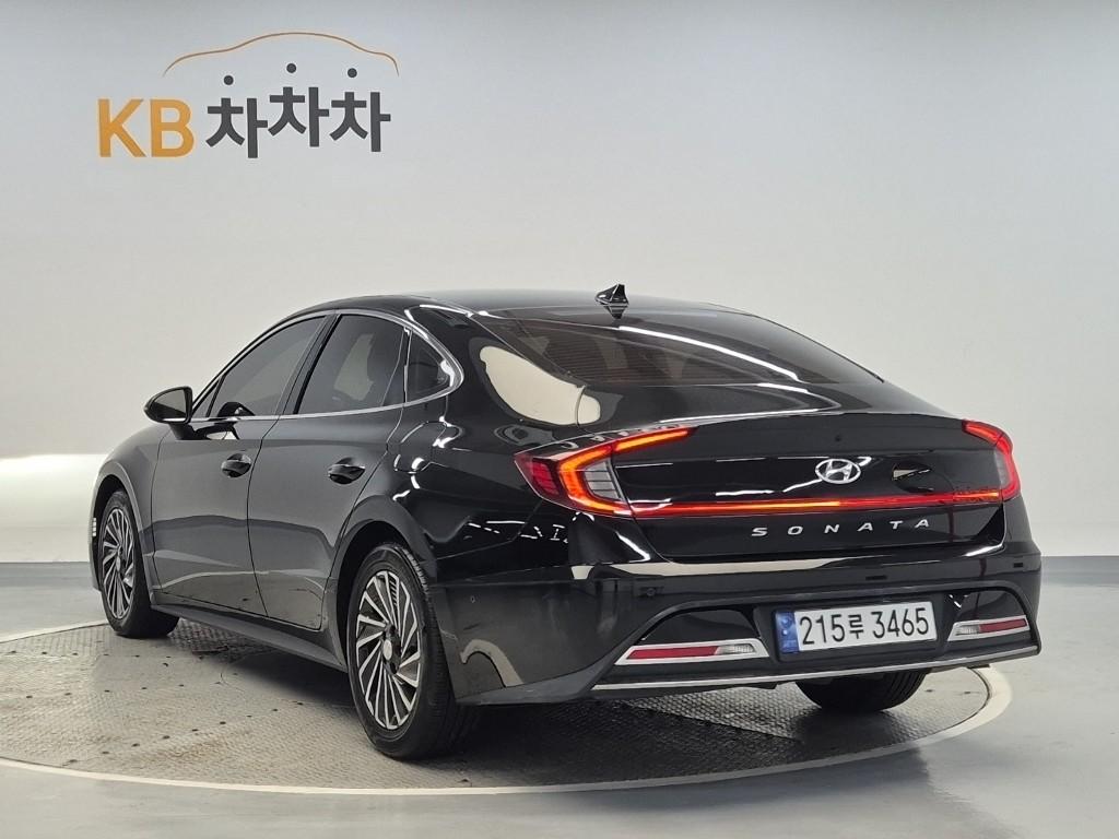 2022 HYUNDAI SONATA (DN8) HYBRID 