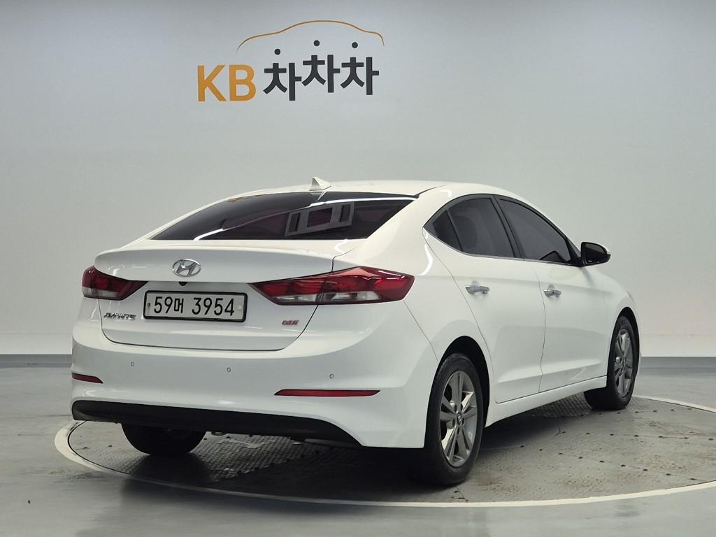 2016 HYUNDAI AVANTE AD 