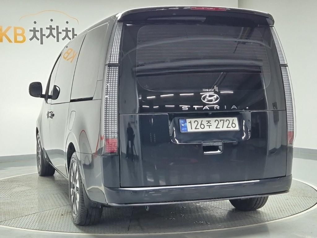 2023 HYUNDAI STARIA 