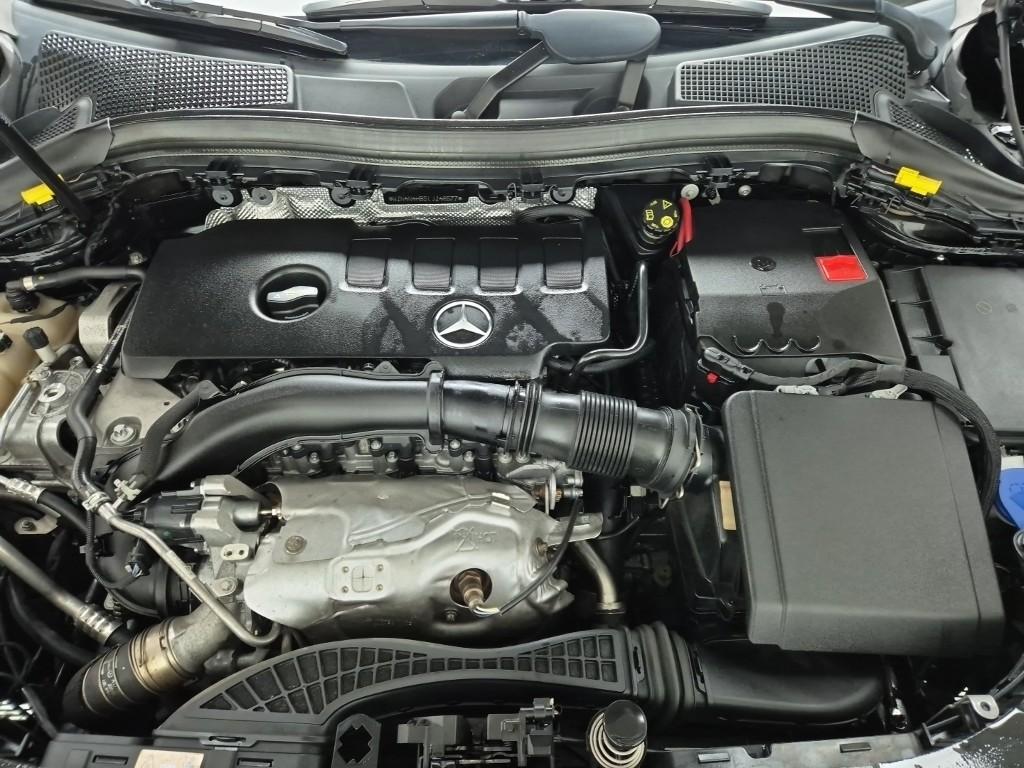 2020 BENZ GLA CLASS (2Gen) 