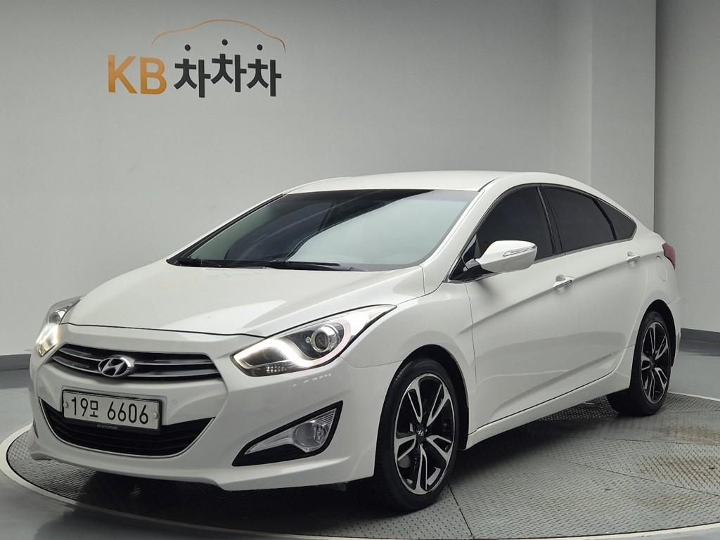 2012 HYUNDAI i40 