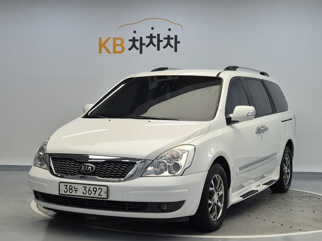 2014 KIA CARNIVAL R 