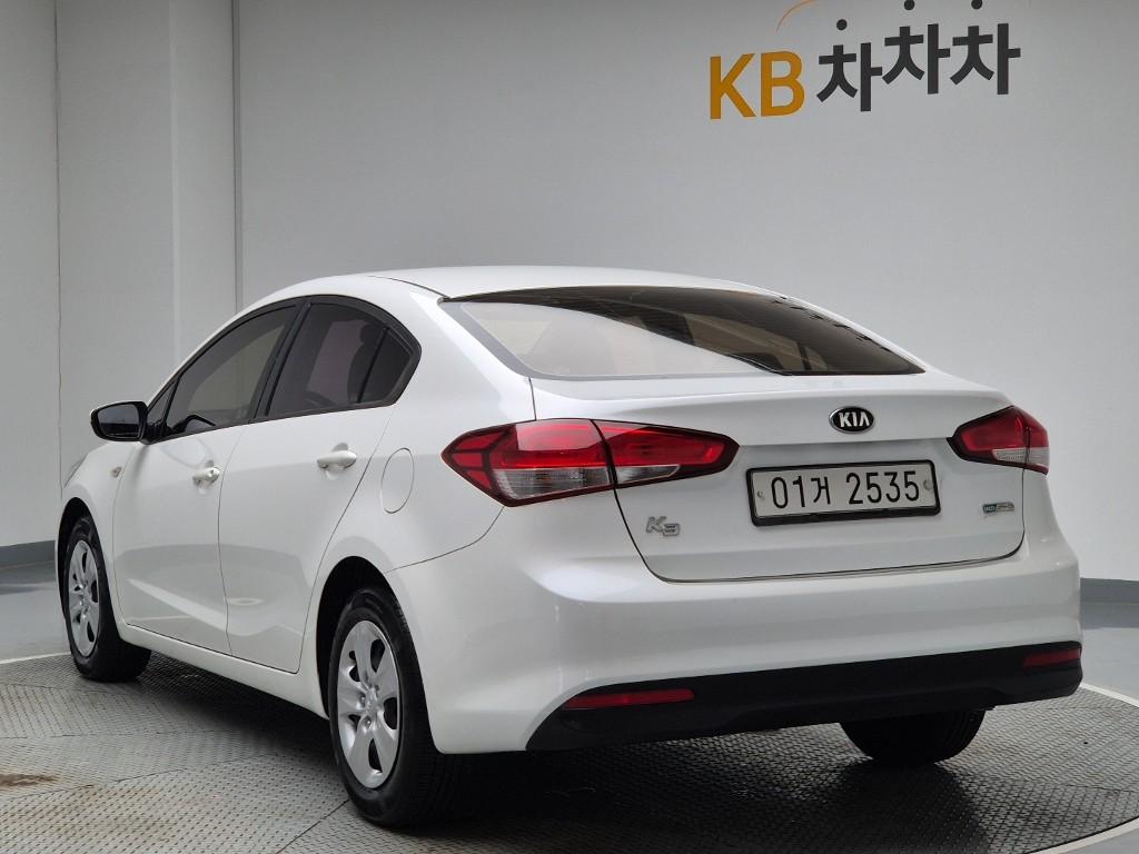 2017 KIA THE NEW K3 