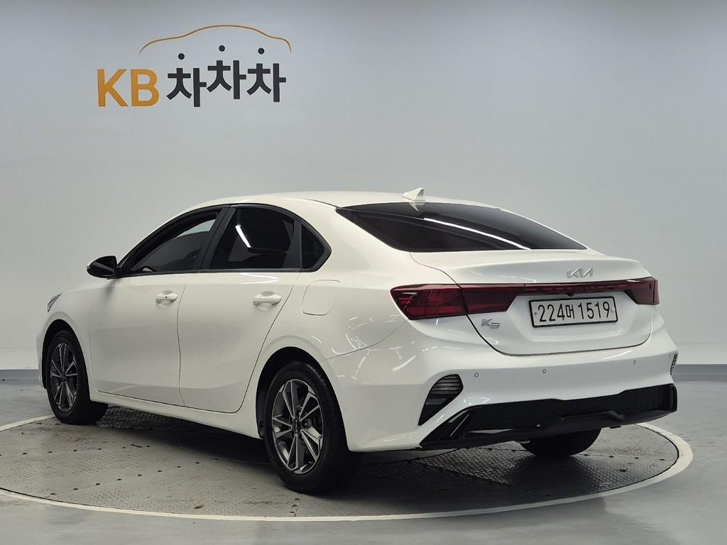 2022 KIA THE NEW K3 