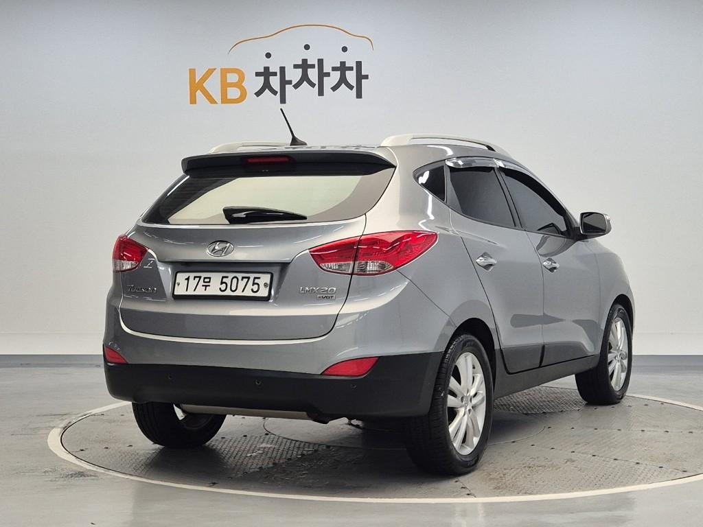 2011 HYUNDAI TUCSON ix 