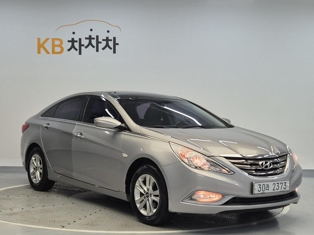 2010 HYUNDAI SONATA (YF) 