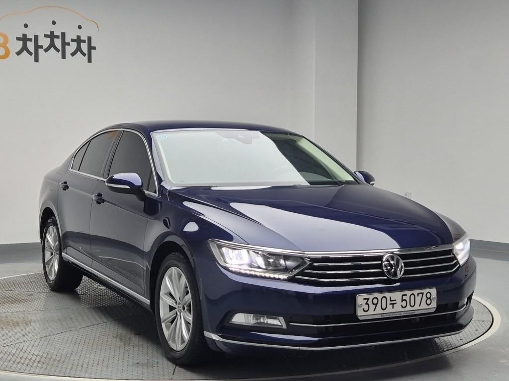 2018 VOLKSWAGEN PASSAT GT (8Gen) 