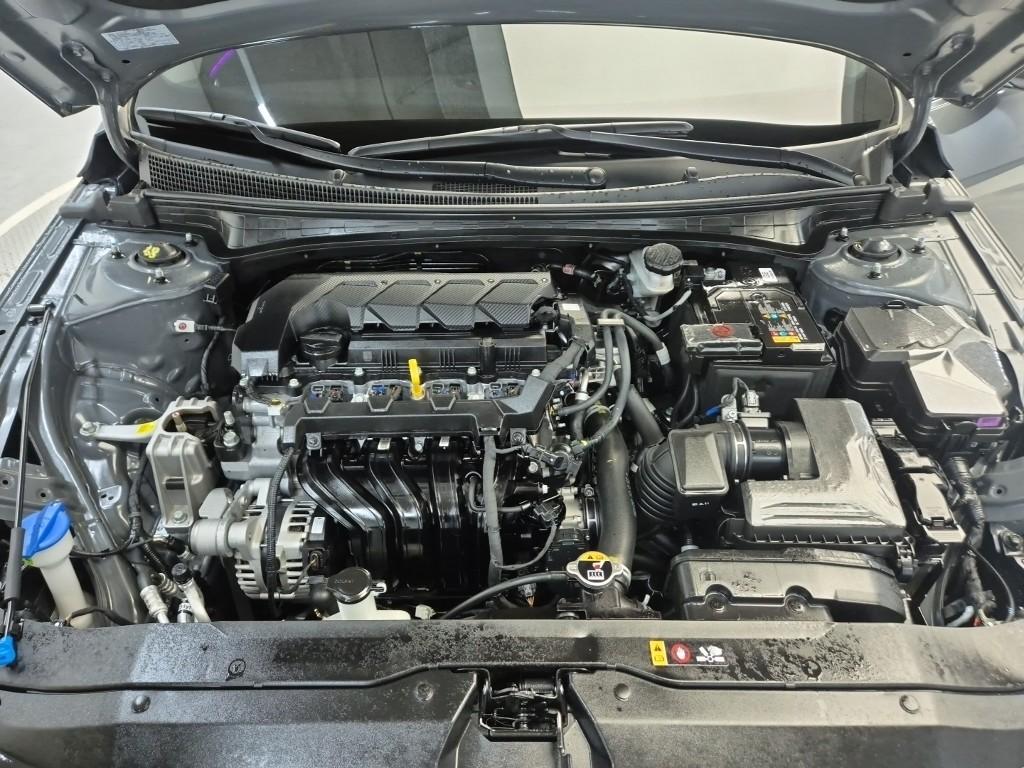 2025 HYUNDAI AVANTE (CN7) 