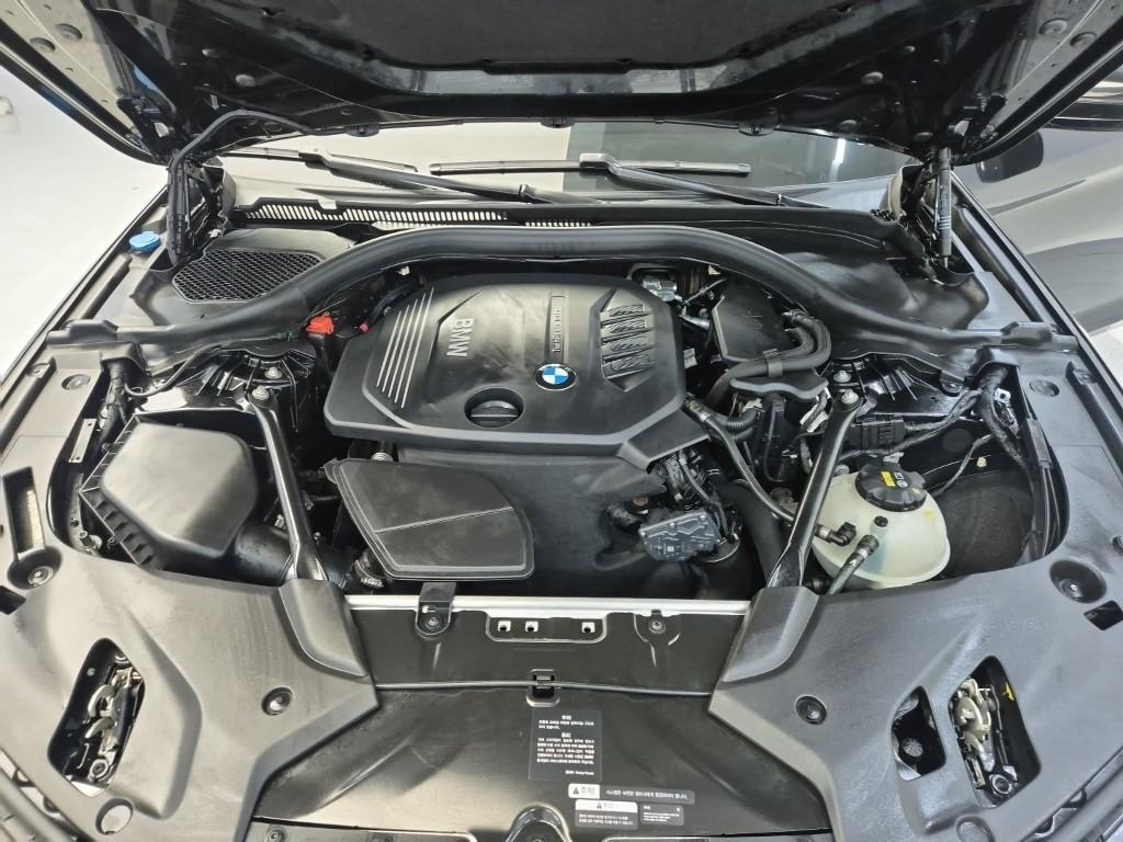 2017 BMW 5 SERIES (7Gen) 