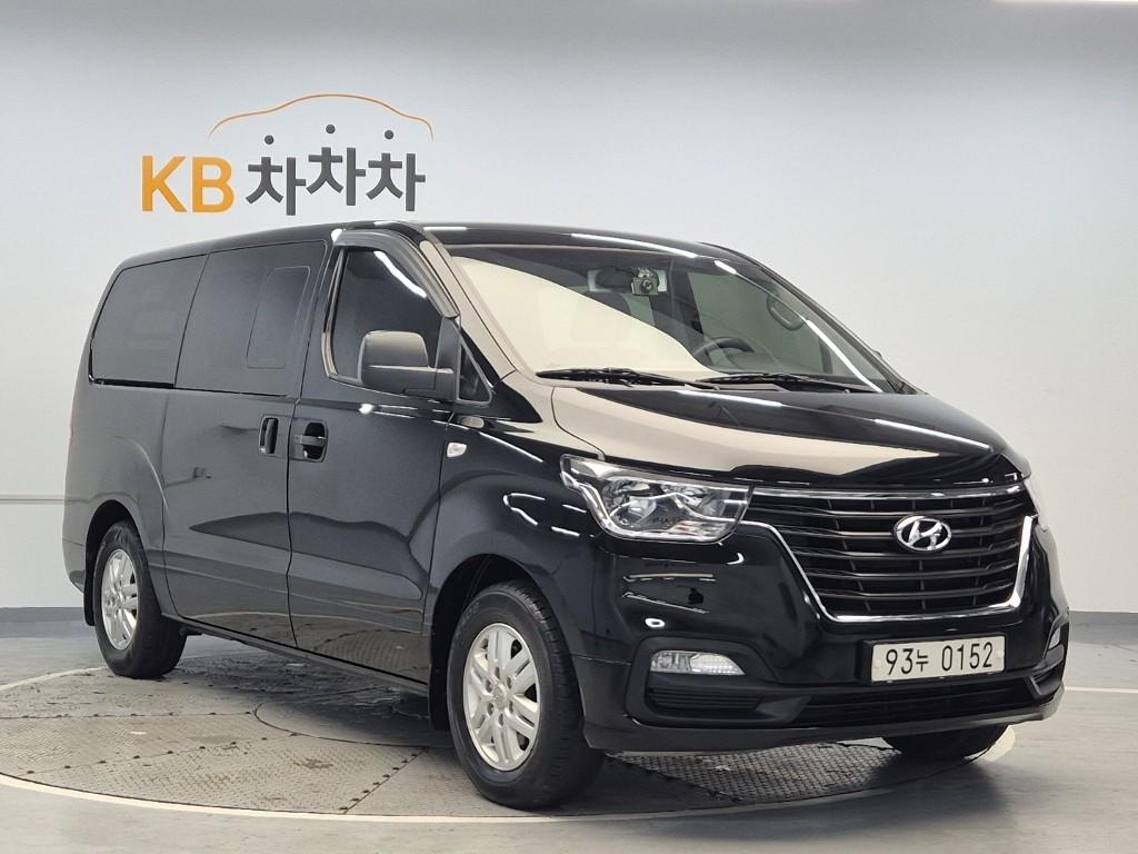 2021 HYUNDAI THE NEW GRAND STAREX 