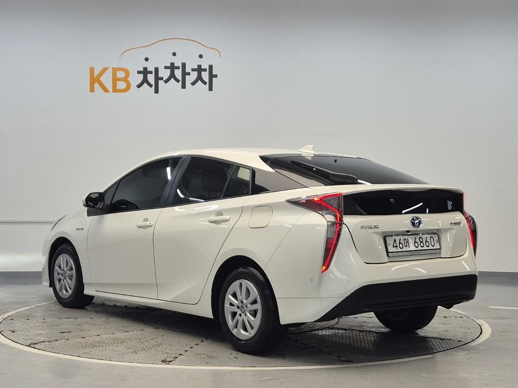 2018 TOYOTA PRIUS(4G) 