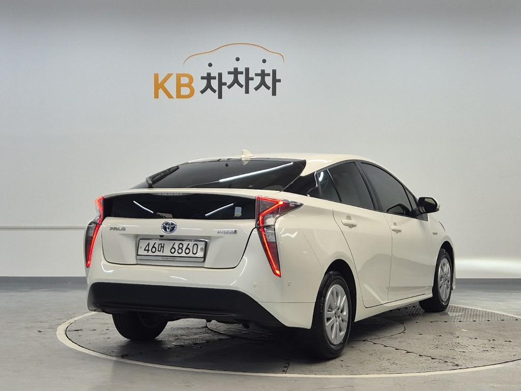 2018 TOYOTA PRIUS(4G) 