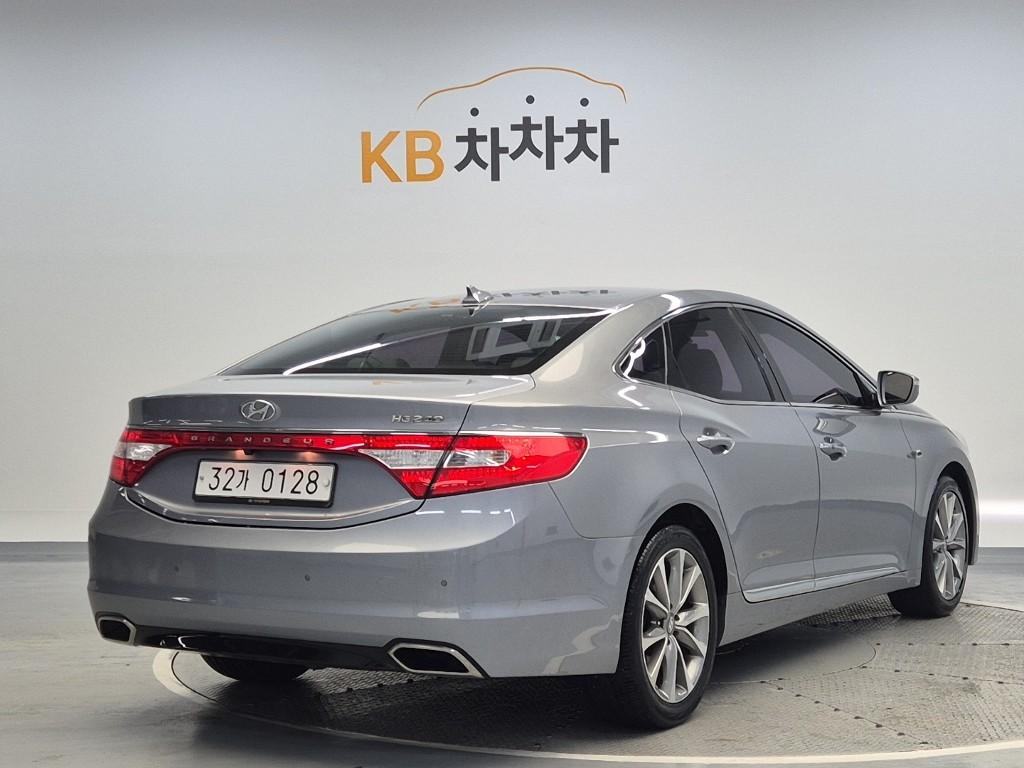 2016 HYUNDAI GRANDEUR HG 