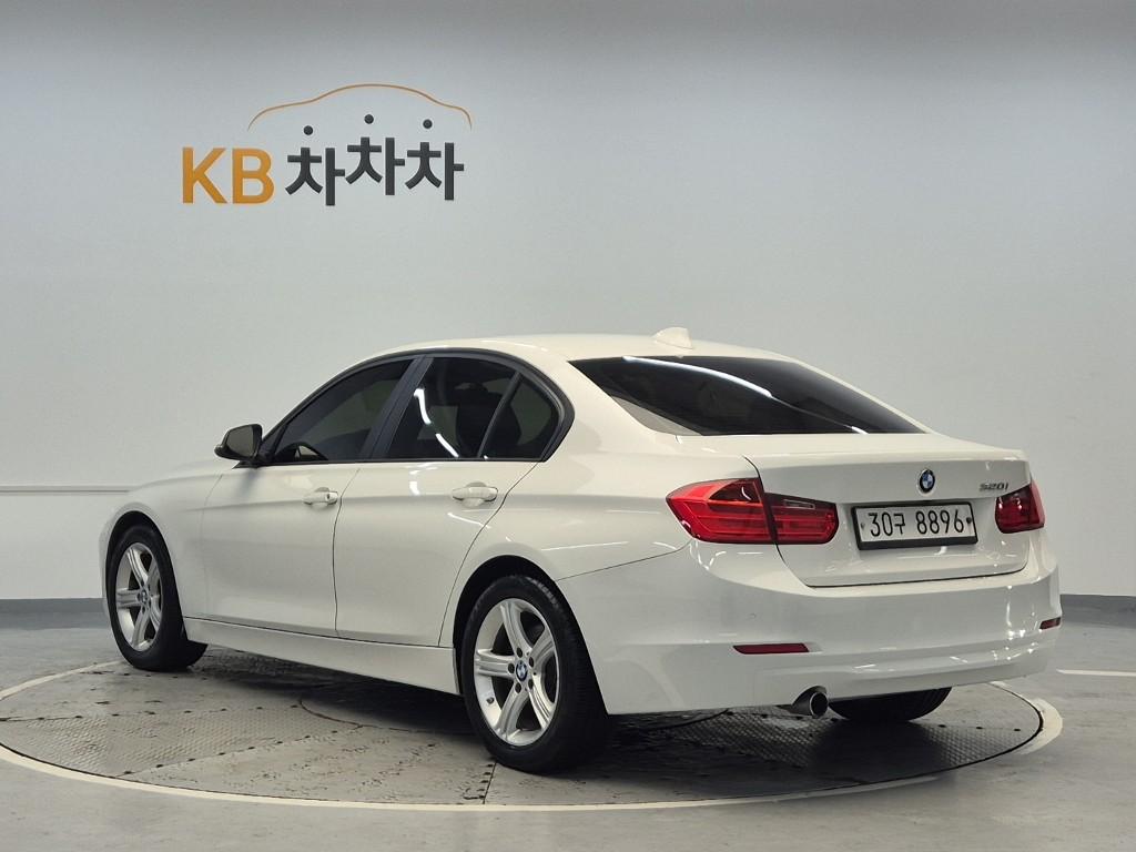 2015 BMW 3 Series (6Gen) 