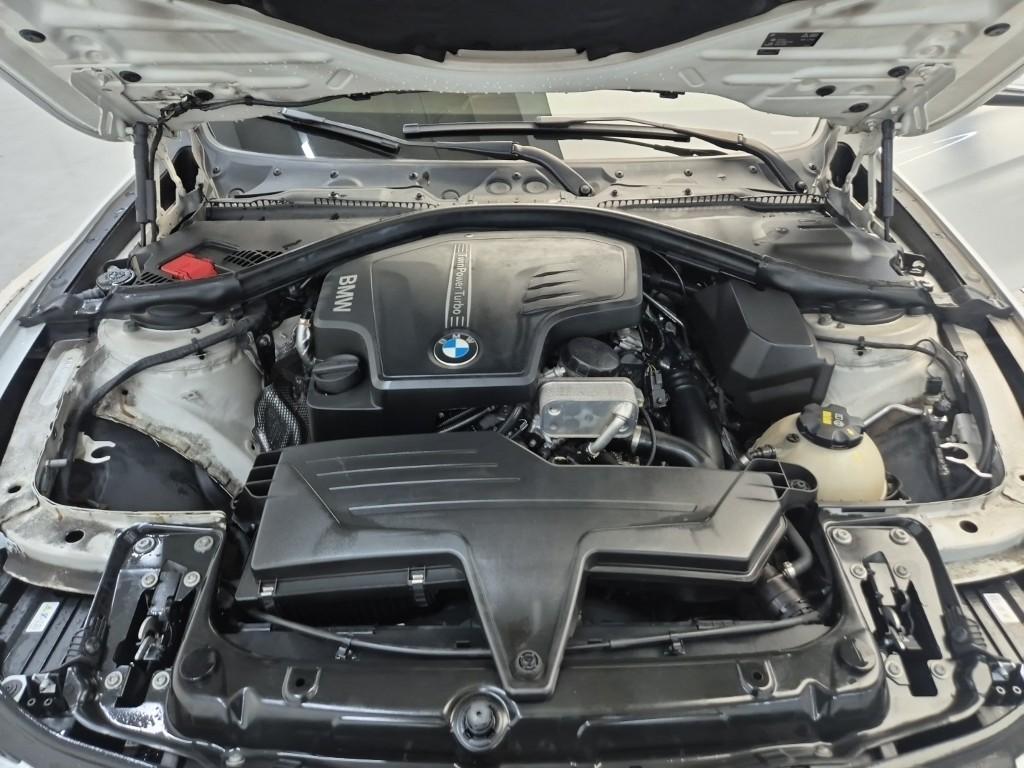 2015 BMW 3 Series (6Gen) 