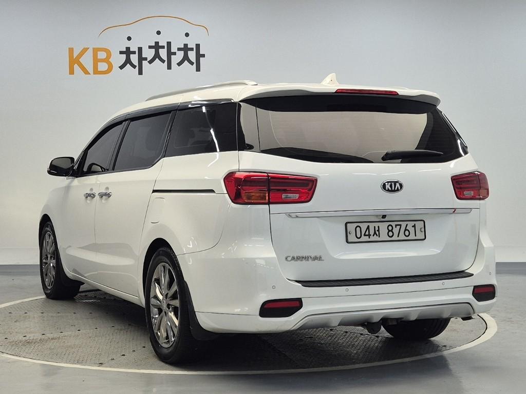 2019 KIA THE NEW CARNIVAL 