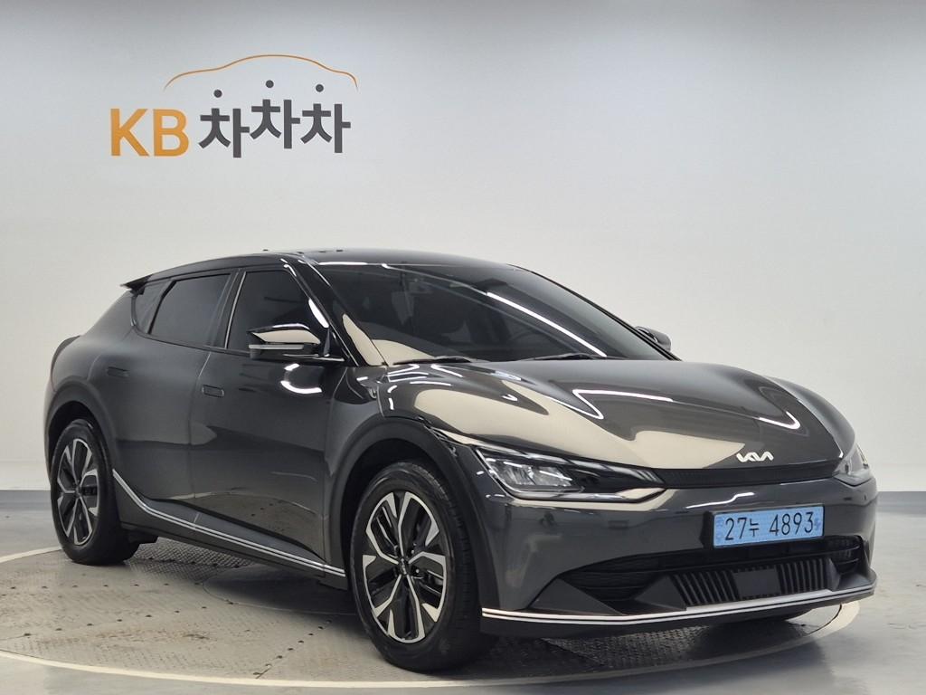 2022 KIA EV6 