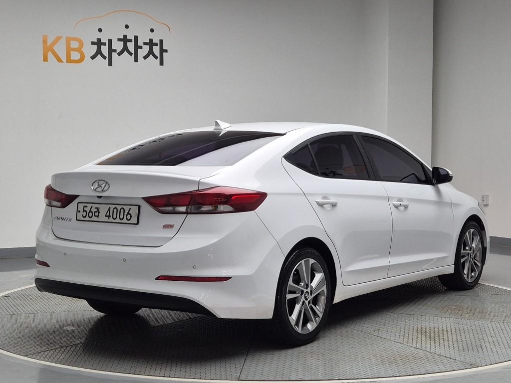 2017 HYUNDAI AVANTE AD 