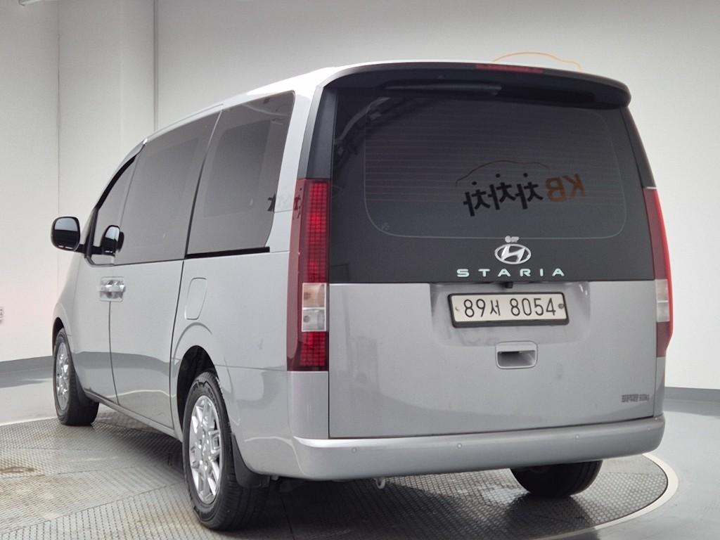 2022 HYUNDAI STARIA 