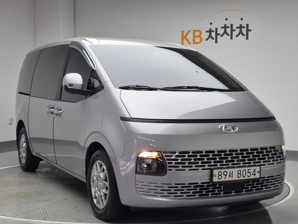 2022 HYUNDAI STARIA 
