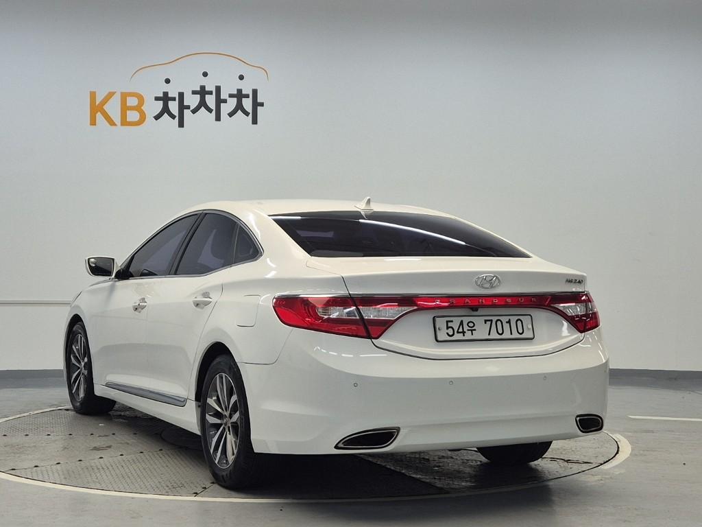 2012 HYUNDAI GRANDEUR HG 