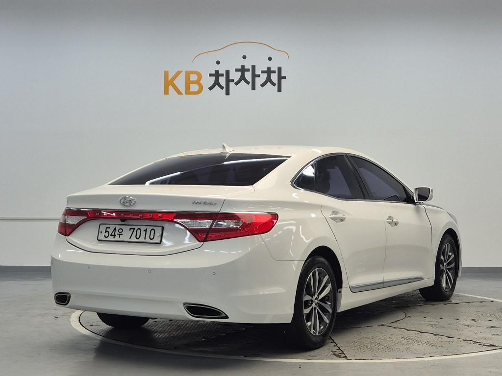 2012 HYUNDAI GRANDEUR HG 