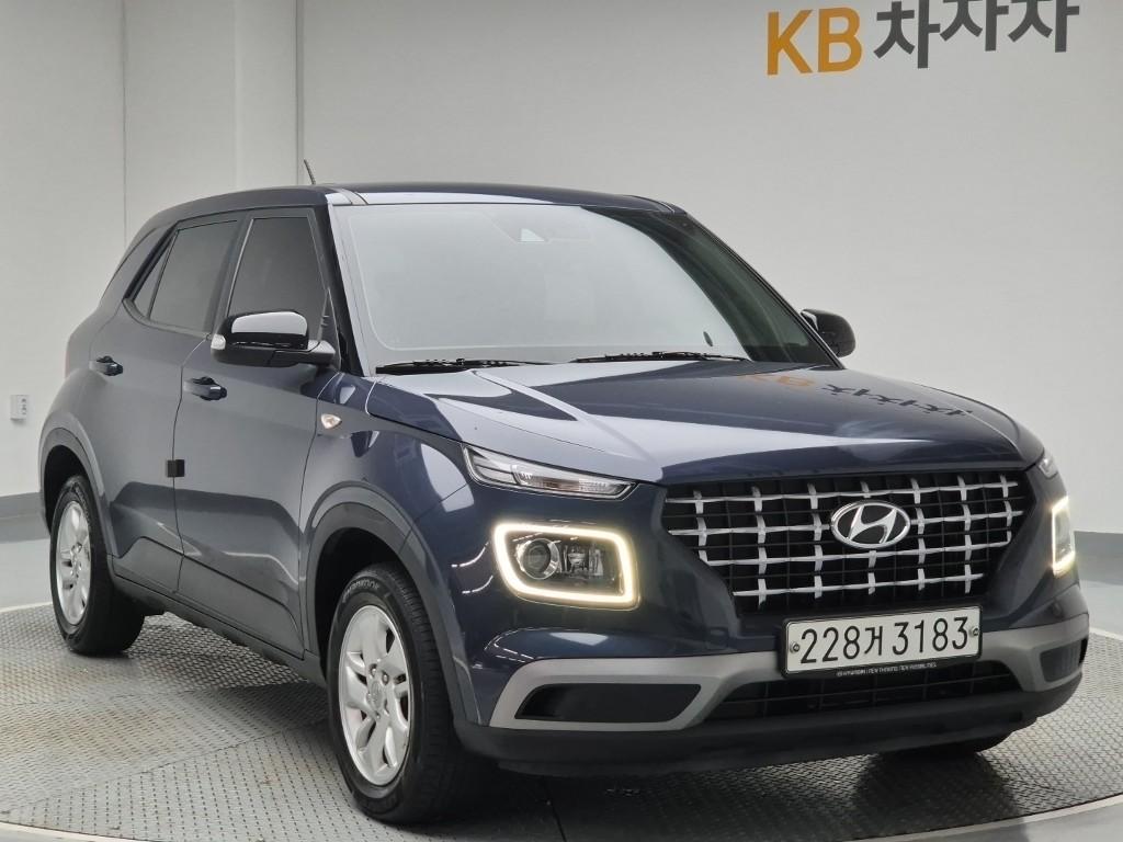 2020 HYUNDAI VENUE 