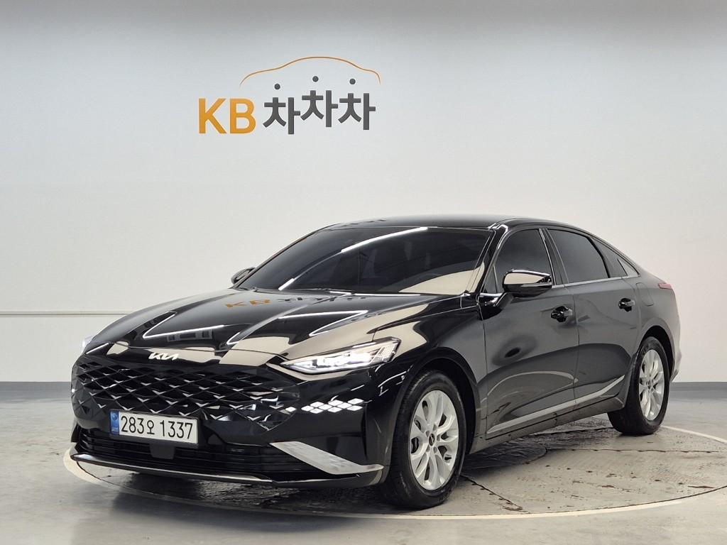 2022 KIA K8 