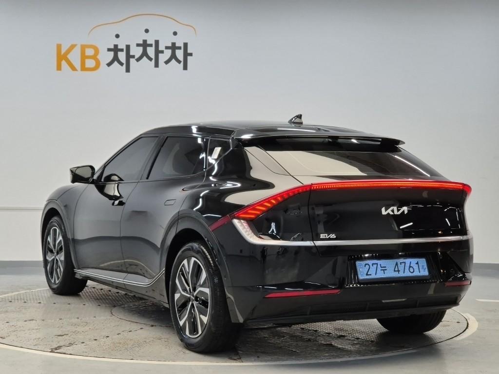 2022 KIA EV6 