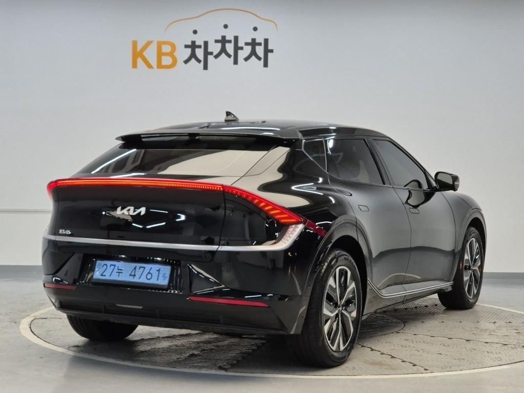 2022 KIA EV6 