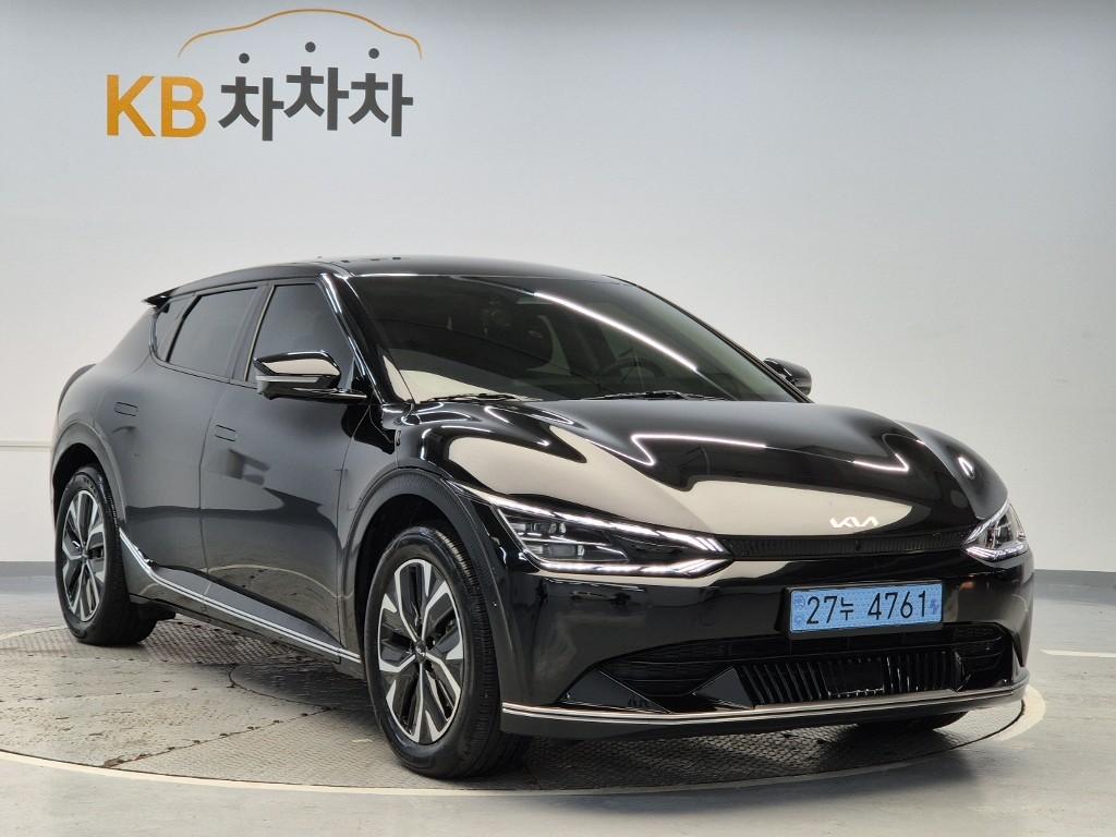 2022 KIA EV6 