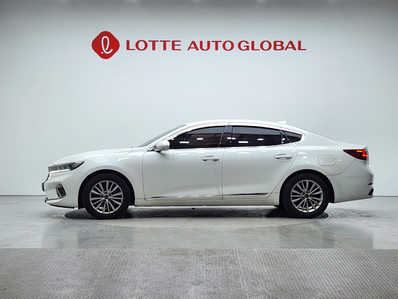 2020 KIA K7 PREMIER 3.0 LPI Car Rental Trendy